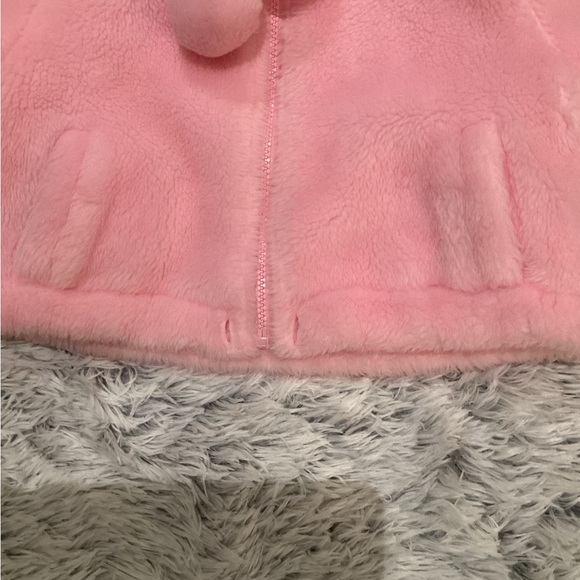 STORYBOOK HEIRLOOMS GIRLS PINK FURRY HOODED POM POM TIE FULLY LINED COAT. SZ 3T - Picture 5 of 8